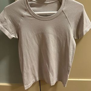 crème lululemon swiftly tech
